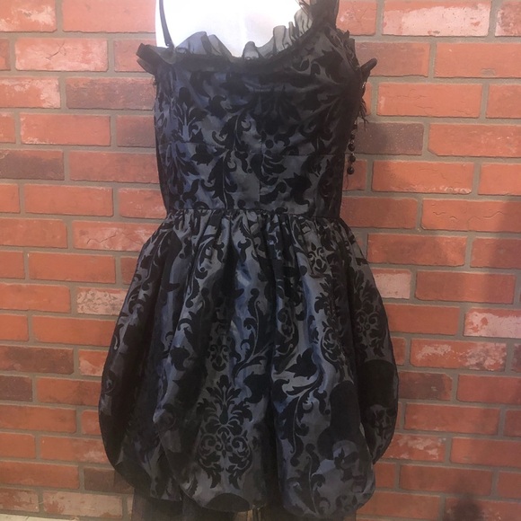 Size large Hell Bunny sateen black dress - Picture 2 of 3